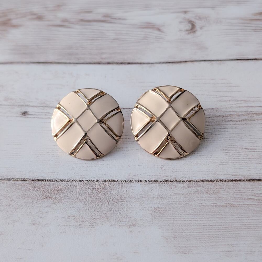 Vintage Stud Earrings Round Beige Enamel Gold Tone Statement Circle 1 & 1/8
